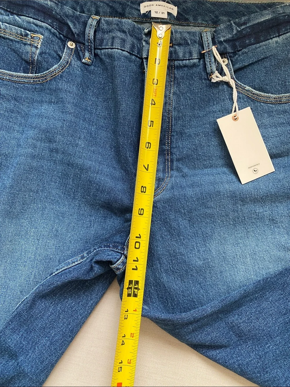 NWT Good American Jeans size 12/31 Indigo067